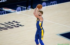 【大发扑克】萨博尼斯成为步行者进入NBA以来首位30+15+10球员