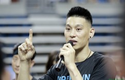 【大发扑克】林书豪发推：在FIBA比赛里空间更小 更多身体接触