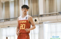 【大发扑克】曾凡博赴美合作的经纪公司强大 旗下有詹眉等NBA球星